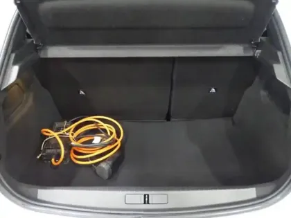 Photo 5 Peugeot 208  e- 136ch Style