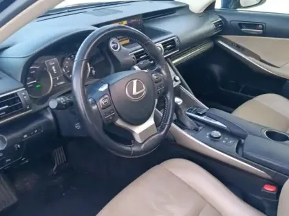 Photo 9 Lexus Is  300h Luxe