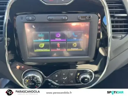 Photo 11 Renault Captur  1.2 TCe 120ch Stop&Start energy Intens EDC Euro6 2016