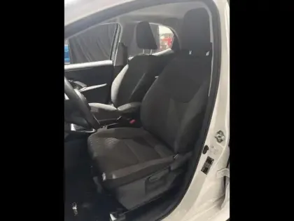 Photo 14 Toyota Yaris  116h Dynamic 5p MY22