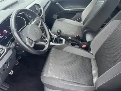 Photo 10 Volkswagen T-cross  1.0 TSI 110ch Active