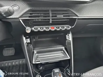 Photo 14 Peugeot 2008  1.2 PureTech 130ch S&S Allure EAT8