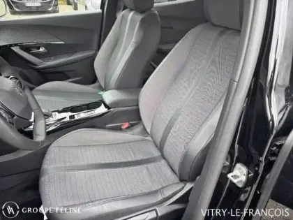 Photo 8 Peugeot 2008  1.2 PureTech 130ch S&S Allure EAT8