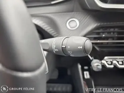 Photo 13 Peugeot 2008  1.2 PureTech 130ch S&S Allure EAT8