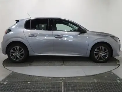 Photo 7 Peugeot 208  1.2 PureTech 100ch S&S Style