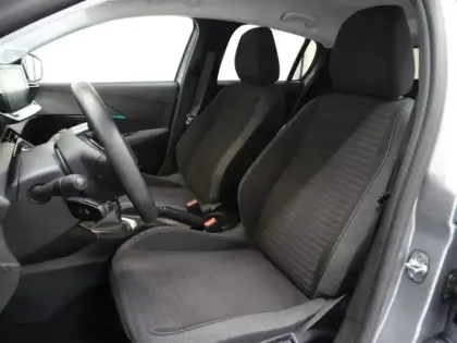 Photo 10 Peugeot 208  1.2 PureTech 100ch S&S Style