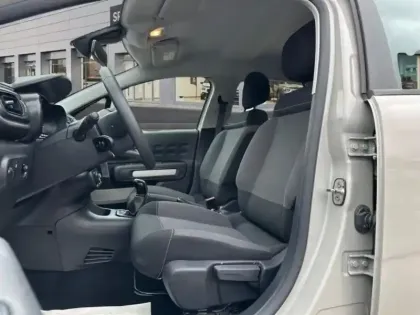 Photo 8 Citroën C3  1.2 PureTech 83ch S&S YOU!