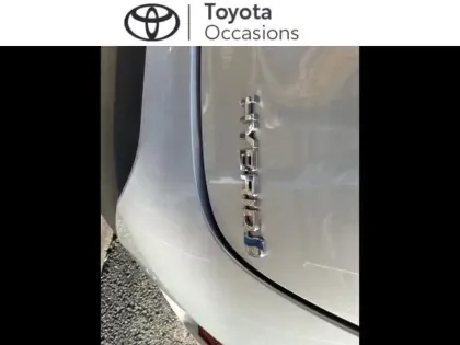 Photo 13 Toyota Yaris  Cross 116h Dynamic MY22