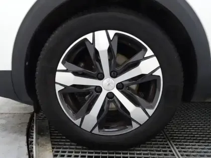 Photo 9 Peugeot 5008  1.5 BlueHDi 130ch S&S GT EAT8