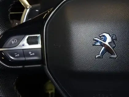 Photo 12 Peugeot 5008  1.5 BlueHDi 130ch S&S GT EAT8