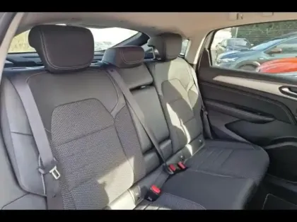 Photo 10 Renault Arkana  1.6 E-Tech hybride 145ch Techno -22