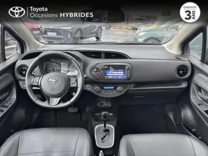 Photo 7 Toyota Yaris  100h Dynamic 5p