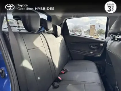 Photo 6 Toyota Yaris  100h Dynamic 5p