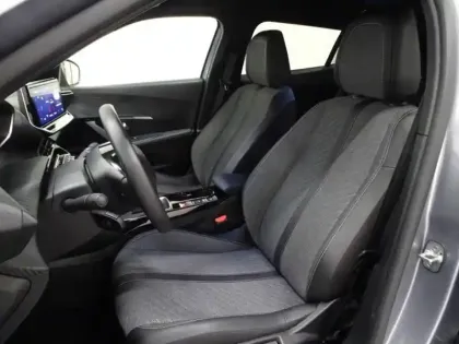 Photo 7 Peugeot 2008  1.2 PureTech 100ch S&S Allure