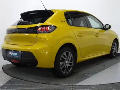 Photo 7 Peugeot 208  1.2 PureTech 100ch S&S Style 118g