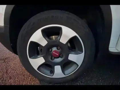 Photo 12 Fiat Panda  1.2 8v 69ch S&S City Cross Waze 2019 Euro6D