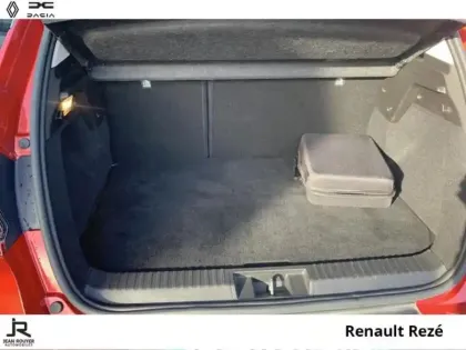 Photo 6 Renault Captur  1.6 E-Tech hybride rechargeable 160ch Intens -21