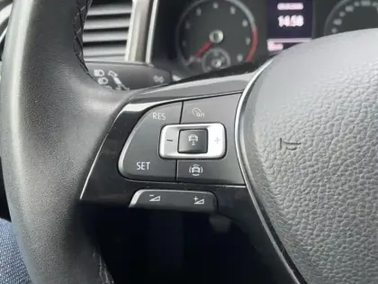 Photo 14 Volkswagen T-roc  1.0 TSI 115ch Lounge Euro6d-T