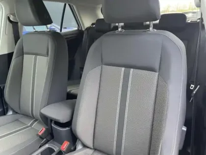 Photo 11 Volkswagen T-roc  1.0 TSI 115ch Lounge Euro6d-T