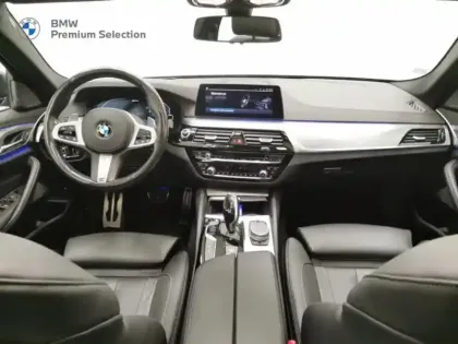 Photo 10 BMW Serie 5 Série 5 530eA 252ch M Sport Steptronic Euro6d-T 36g