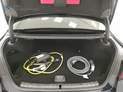 Photo 6 BMW Serie 5 Série 5 530eA 252ch M Sport Steptronic Euro6d-T 36g