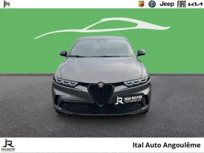 Photo 16 Alfa Romeo Tonale  1.5 Hybrid 130ch Edizione Speciale TCT