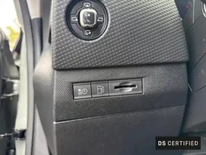 Photo 12 DS DS 4  E-TENSE 225ch Rivoli