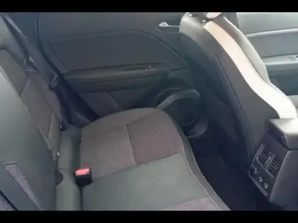 Photo 14 Renault Captur  1.3 TCe mild hybrid 140ch Techno