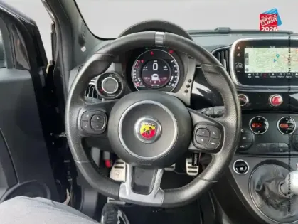 Photo 11 Abarth 500  1.4 Turbo T-Jet 165ch 595 Scorpioneoro