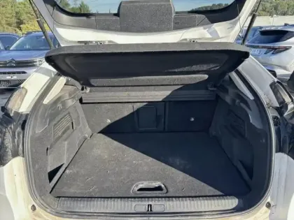 Photo 8 Citroën C4  Moteur électrique 136ch (100 kW) Shine Automatique