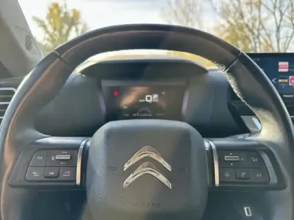 Photo 6 Citroën C4  Moteur électrique 136ch (100 kW) Shine Automatique
