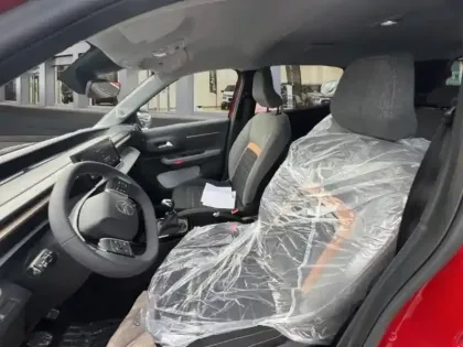 Photo 8 Citroën C3 Aircross  1.2 Turbo 100ch PLUS