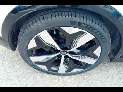 Photo 12 Renault Megane  E-Tech Electric EV60 220ch Techno super charge