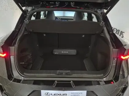 Photo 14 Lexus Lbx  1.5 136ch Vibrant Edition 2WD MY26