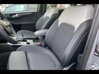 Photo 9 Ford Kuga  2.5 Duratec 180ch Hybrid FlexiFuel Sound Edition Powershift