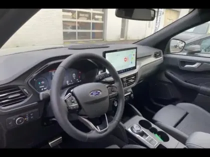 Photo 8 Ford Kuga  2.5 Duratec 180ch Hybrid FlexiFuel Sound Edition Powershift