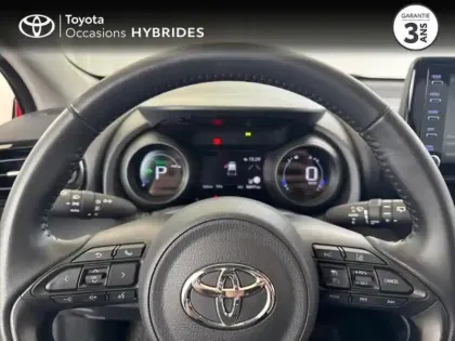 Photo 12 Toyota Yaris  116h Design 5p MY22