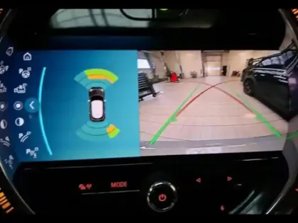 Photo 5 Mini Mini  5 Portes Cooper 136ch Edition Premium Plus BVA7