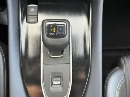 Photo 14 Nissan Qashqai  1.3 Mild Hybrid 158ch Tekna Xtronic