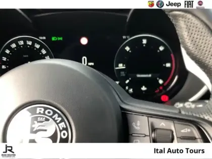 Photo 13 Alfa Romeo Stelvio  2.2 Diesel 160ch Veloce AT8/Toit ouvrant/Cuir sport