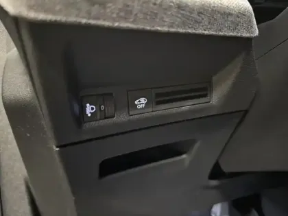 Photo 13 Peugeot 5008  Hybrid 136ch Allure e-DCS6