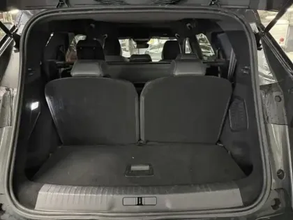 Photo 5 Peugeot 5008  Hybrid 136ch Allure e-DCS6