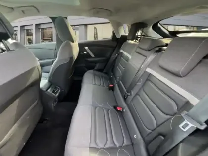 Photo 9 Citroën C4  1.5 BlueHDi 130ch S&S MAX Automatique