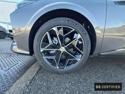 Photo 10 DS DS 4  Hybride 136ch Ligne d Or Automatique