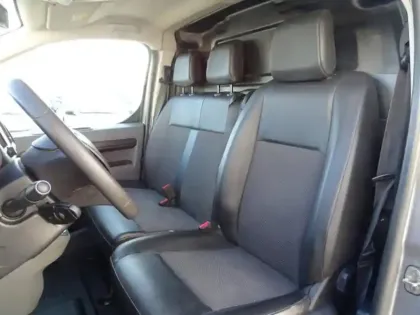 Photo 11 Peugeot Expert  Fg Standard 100 kW batterie 75 kWh Cabine Approfondie Fixe Asphalt