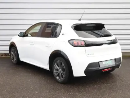 Photo 6 Peugeot 208  e- 136ch Active Business