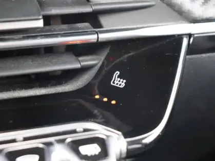 Photo 14 Peugeot 208  e- 136ch Active Business