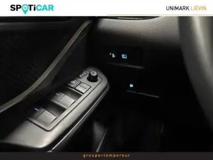 Photo 13 Toyota C-HR  122h Dynamic 2WD E-CVT MY20