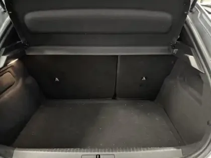 Photo 5 Peugeot 208  1.2 Hybrid 100ch Allure e-DCS6