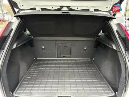 Photo 13 Volvo Xc40  Recharge Twin 408ch Ultimate AWD EDT TOuvrant Siege chauf Volant chauf Camera